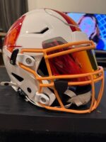 Tampa Bay Buccaneers Throwback Creamsicle Adult Large Riddell SpeedFlex Helmet (Used) - Image 4