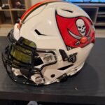 Tampa Bay Buccaneers Custom Adult Large Riddell SpeedFlex Helmet (Used)