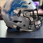 Detroit Lions Adult Extra Large Riddell SpeedFlex Helmet (Used)