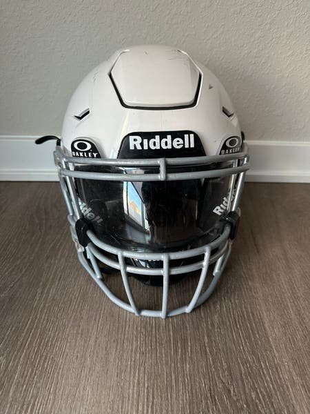 2026/04/1001465403.jpg Adult Large Riddell SpeedFlex Helmet (Used) - Image 1