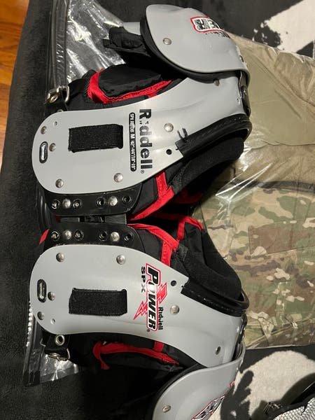 2026/04/1001467787.jpg Used Adult Riddell Power SPX Shoulder Pads - Image 1