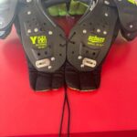Small Youth Schutt Y Flex 4.0 Youth Shoulder Pads (New)