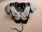 Schutt Y FLEX 4.2 80205802 Football Shoulder Pads 26"-28" 11"-12" XSMALL - Image 3