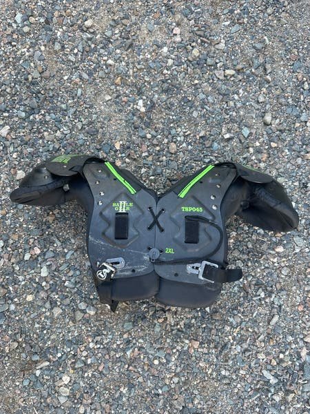 2026/04/1001467931.jpg TAG BATTLEGEAR II YOUTH XL FOOTBALL SHOULDER PADS - Image 1