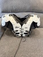 Medium Youth Douglas Shoulder Pads (Used) - Image 2